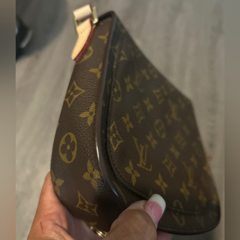 Authentic Louis Vuitton Monogram St Cloud Purse B… - image 6